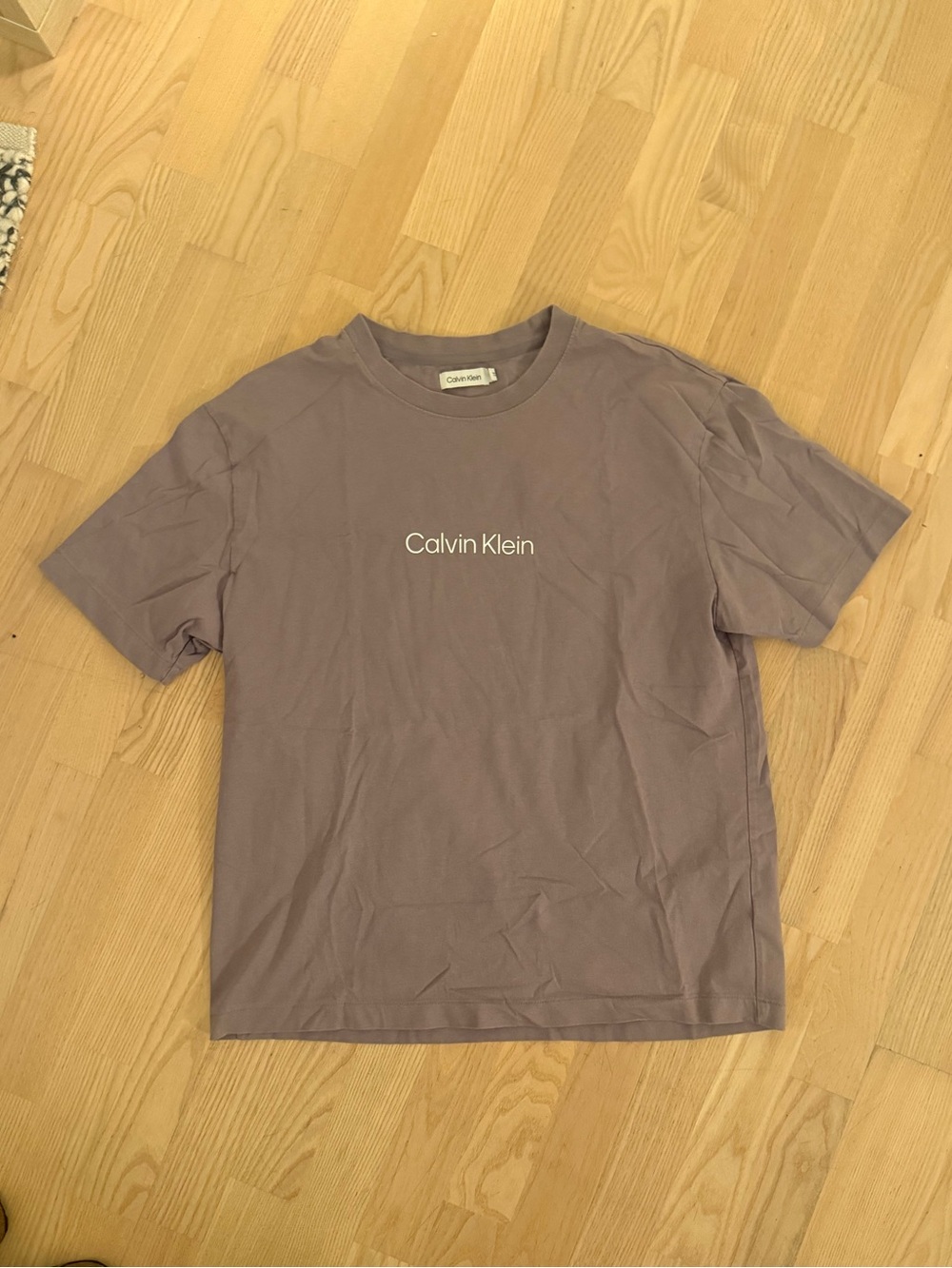 Calvin Klein Men’s Lavender Crew Neck Logo Tee